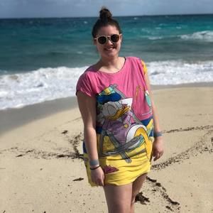 Meet your Posher, Amelia